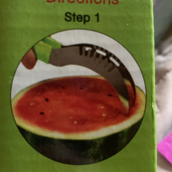 Watermelon Slicer melon cutter handy convenient cutting tool used once EUC - Picture 4 of 11